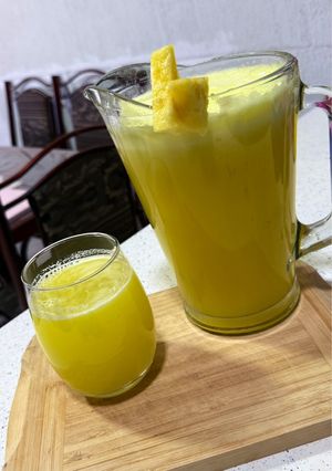 Una foto de Agua Fresca de Piña