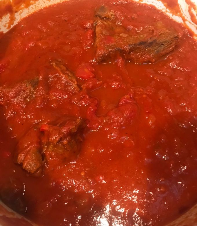 Una foto de Tuco con estofado de carne