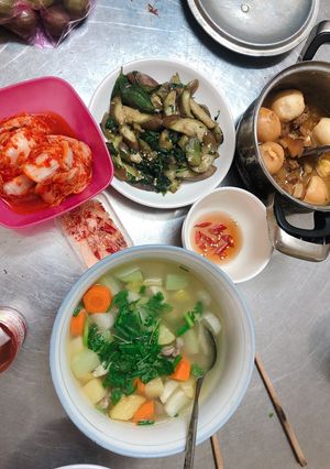 Hình của món Mâm cơm đi làm xa nhà.