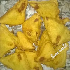 A picture of Bread Pakoda.