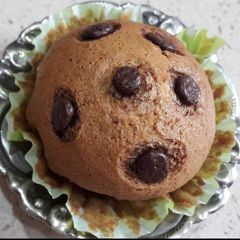 A picture of Choco chips muffins (cupcakes).