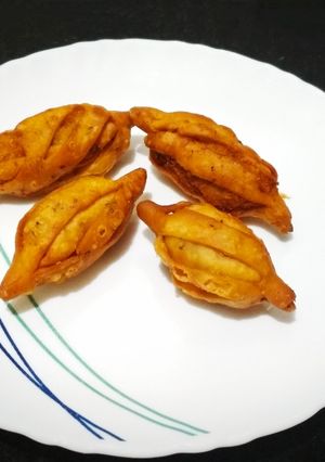 आलू की टॉफी(aloo ki toffee recepie in hindi) रेसिपी मुख्य फोटो
