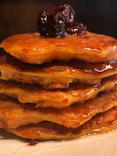 Una foto de Pancakes carrot cake saludables