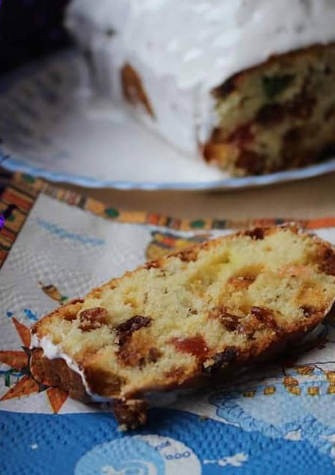 Різдвяний кекс з цукатами