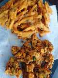 Pakoras platter(Aloo and Mix veggies)