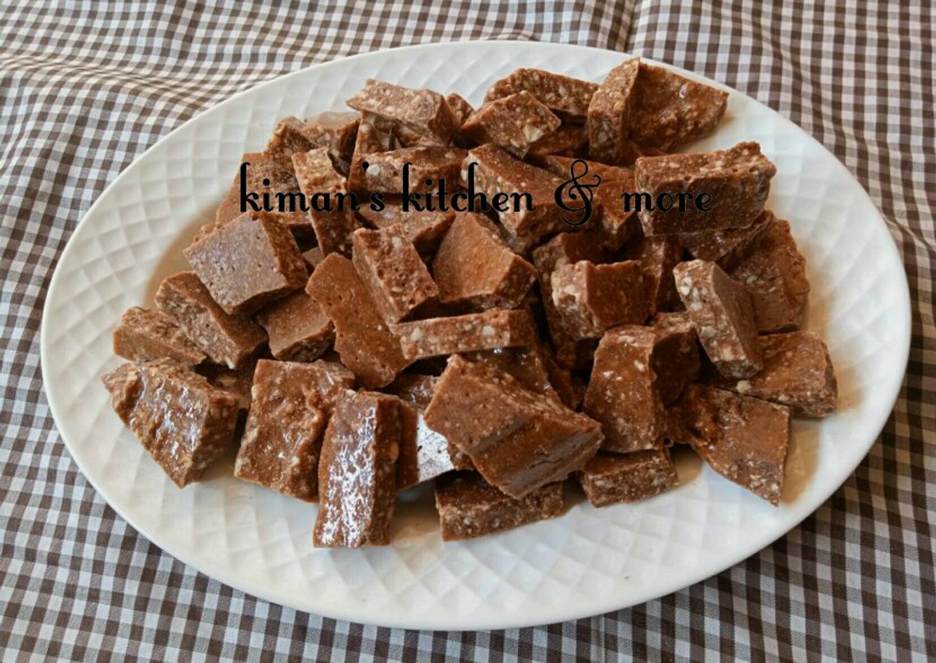 Groundnut cake/candy (Hallaka-kwabo)