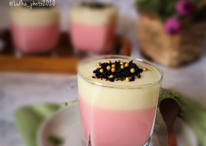 Puding Strawberry vla susu