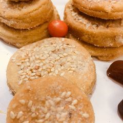 A picture of Buttered cookies.
