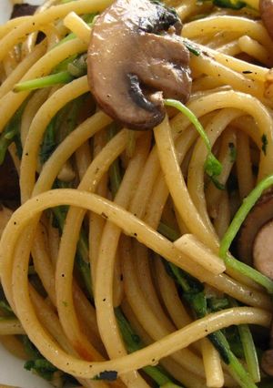 A picture of Easy Asian-Inspired Garlic Butter Noodles with Mushrooms & Pea Sprouts.