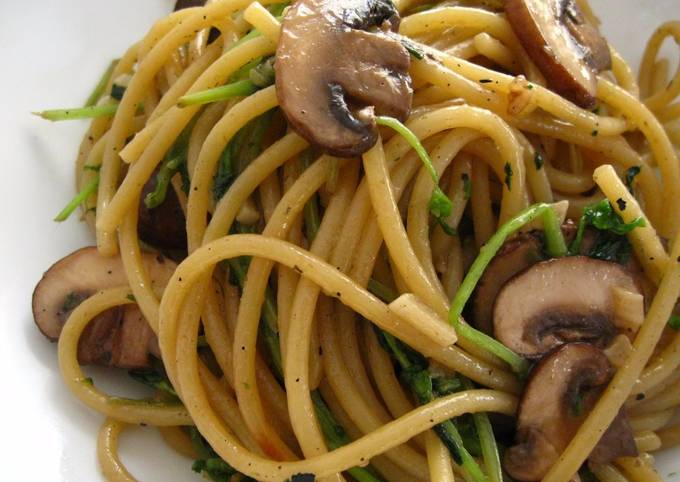 Easy Asian-Inspired Garlic Butter Noodles with Mushrooms &amp; Pea Sprouts