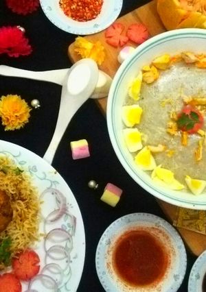 A picture of Chicken corn soup with fish pilao.