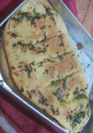 A picture of Cheese garlic bread without yeast.