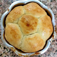 Laadi pav A picture of Laadi pav.