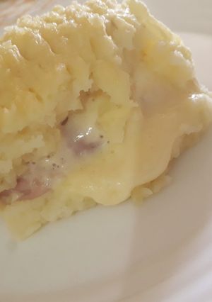 Una foto de Pastel de papa con jamón y queso ❤