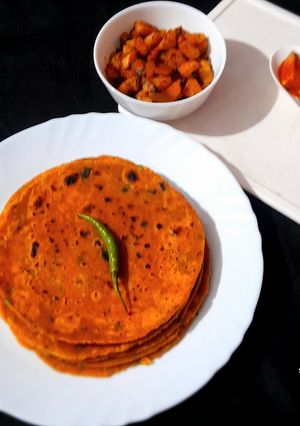 A picture of Makki Methi Paratha With Turnip And Kohlrabi Stir fry.