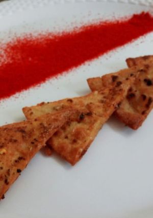 A picture of Leftover chapati nachos.