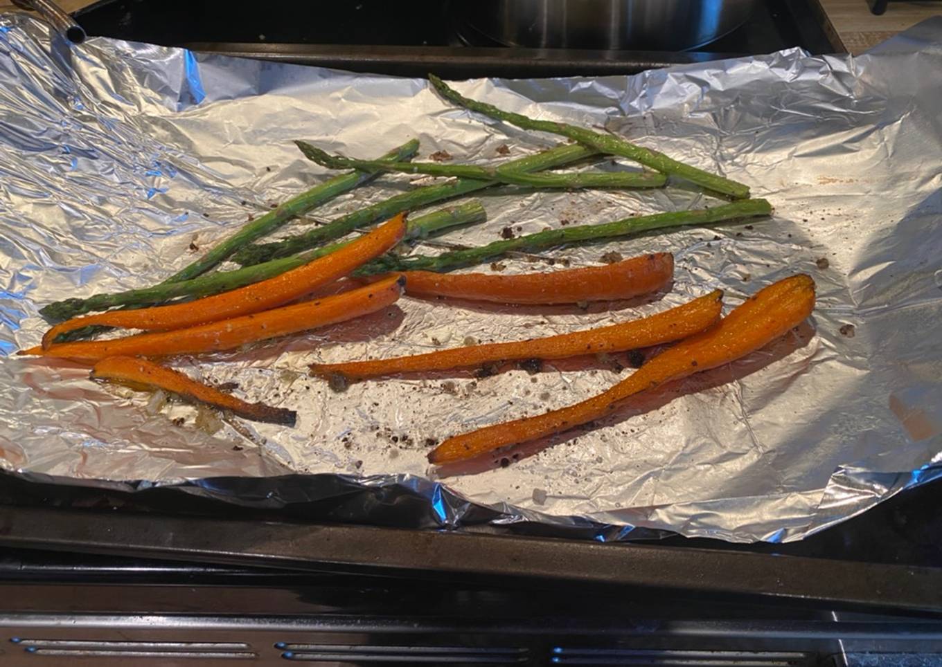 Roasted carrots and asparagus