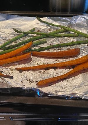 A picture of Roasted carrots and asparagus.