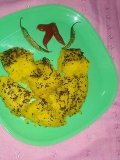 खमंग ढोकळा (khaman dhokla recipe in marathi) रेसिपी चे मुख्य फोटो