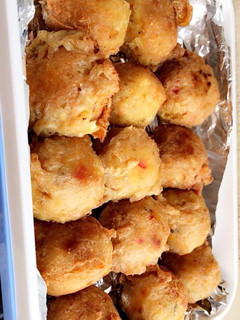 A picture of Yam balls.