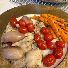 A picture of Chicken with Shallots and Cherry Tomatoes.