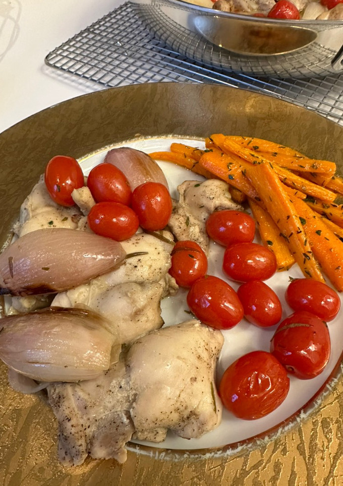 A picture of Chicken with Shallots and Cherry Tomatoes.