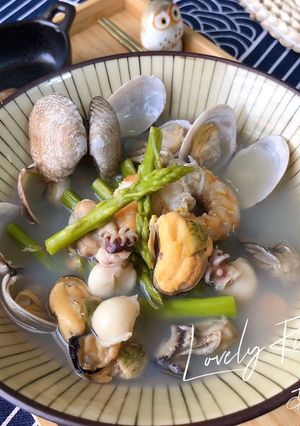 清酒燒總匯海鮮🍶 的食譜成品照片