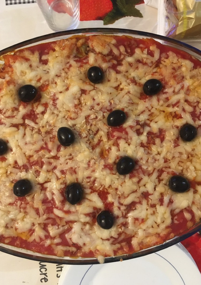 Una foto de Pajaritos de pasta en salsa boloñesas