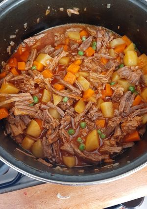 Una foto de Guiso de carneDeshebrada