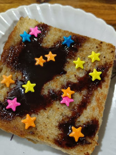 A picture of Fried Bread Milk Toast.