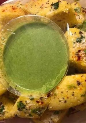 A picture of Tangy star fruit chutney.