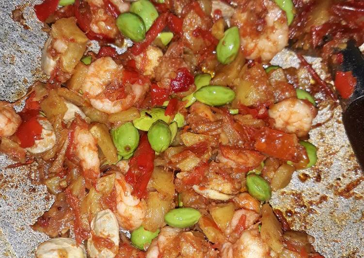 Cara Gampang Menyiapkan Sambal kentang pete udang yang Lezat