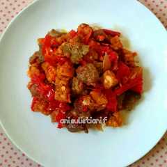 A picture of Daging+tempe cabe merah.