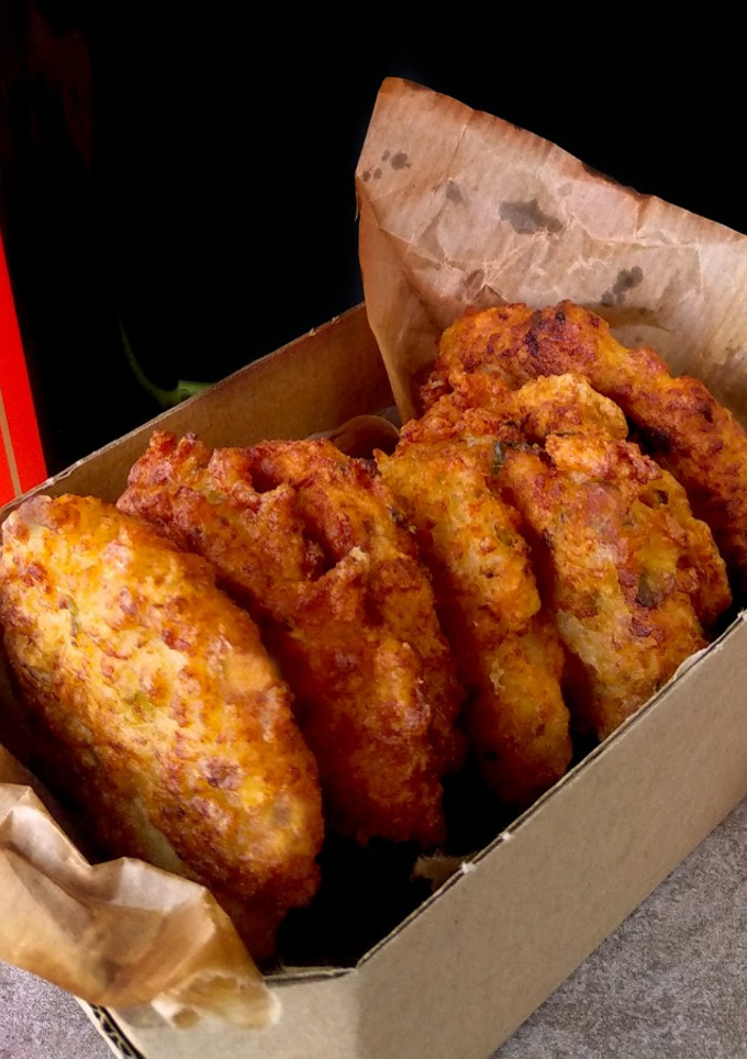 Una foto de Tortitas de gambas
