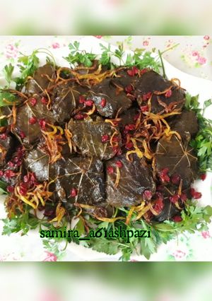 عکسی از دستور دلمه برگ مو