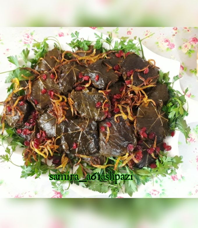 عکسی از دستور دلمه برگ مو