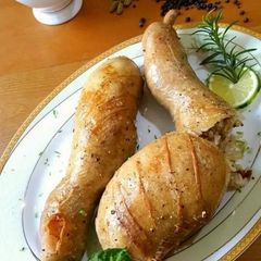 A picture of Kroush_and_kabwat#lamp_tripe#lamp_intestines (sausages).