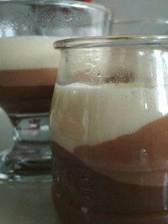 Una foto de Copa tres chocolates