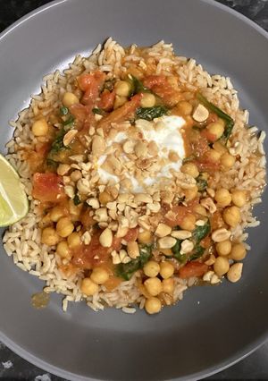 A picture of Chickpea Peanut Butter Curry.