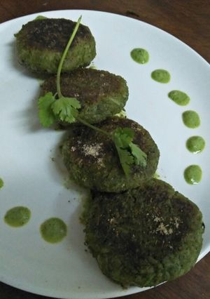 A picture of Hara bhara kebab.