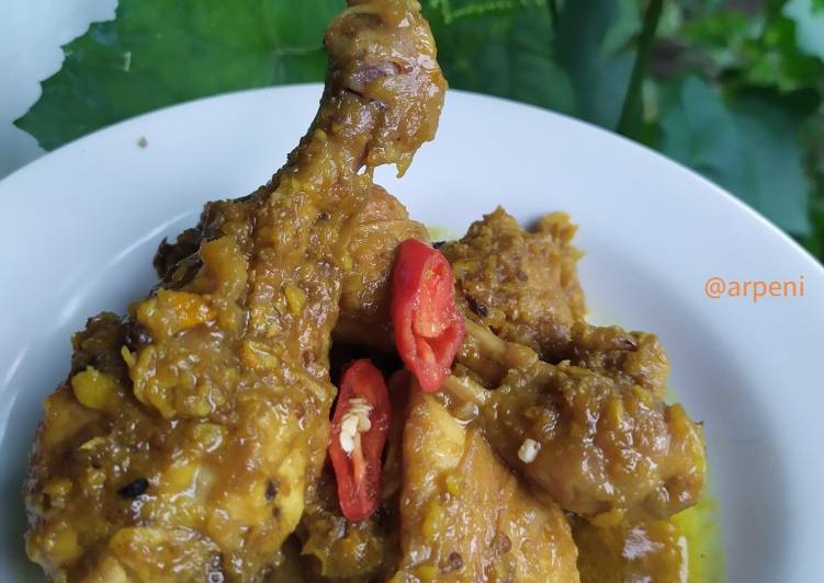 Cara Gampang Membuat Ayam Bumbu Semur Kuning yang Bikin Ngiler