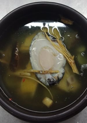 Hình của món Bào ngư tiềm đẳng sâm.