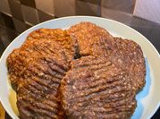 Gambar beef patty untuk anak