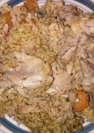 Una foto de Arroz con pollo sin aceite