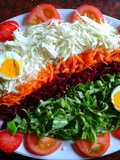 Ensalada cruda multicolor