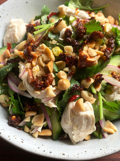 A picture of Chicken, Cucumber & Coriander Salad.