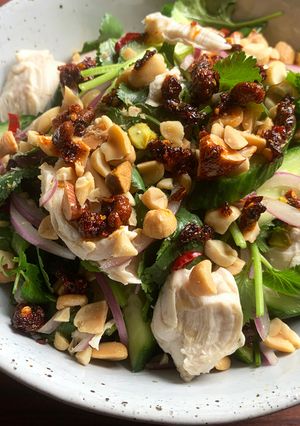 A picture of Chicken, Cucumber & Coriander Salad.