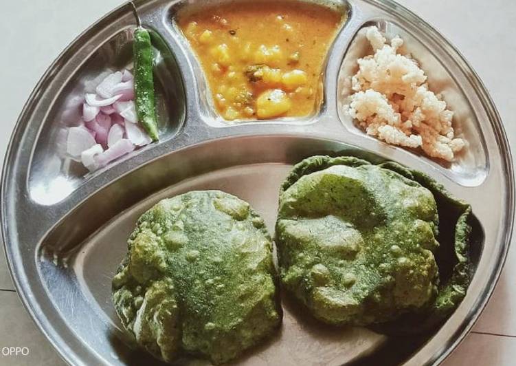 Palak poori