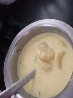 A picture of #Kesar Rasmalai#.