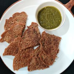 A picture of Singhara Ata Pancakes..